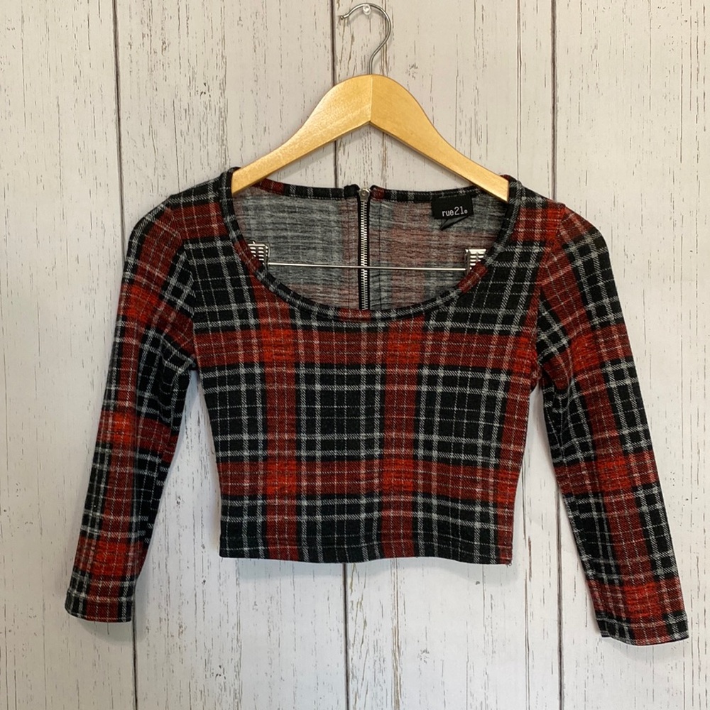 Plaid Mid-Sleeve Crop Top